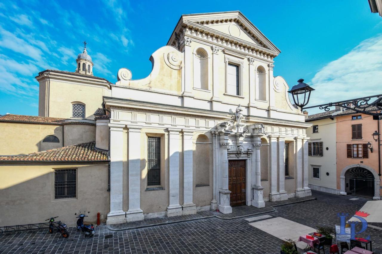Desenzanoloft Official Partner Marriott Homes & Villas - Apa Dom Downtown Family Apartment Desenzano del Garda Luaran gambar