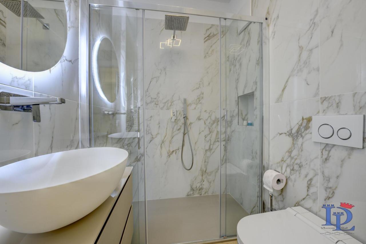 Desenzanoloft Official Partner Marriott Homes & Villas - Apa Dom Downtown Family Apartment Desenzano del Garda Luaran gambar